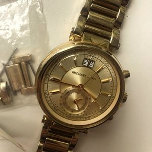 Michael Kors Sawyer Watch Gold